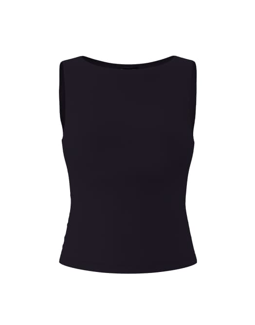 Black crewneck tank top.